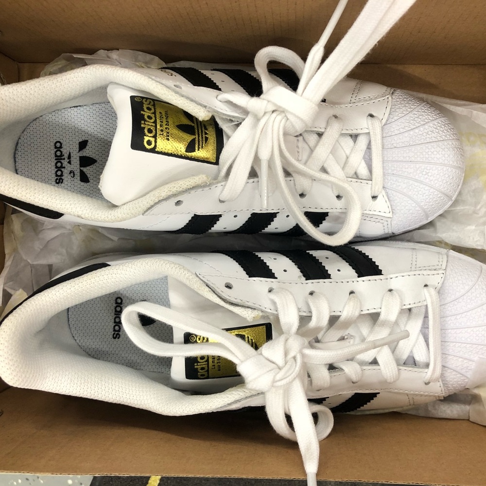 adidas superstars